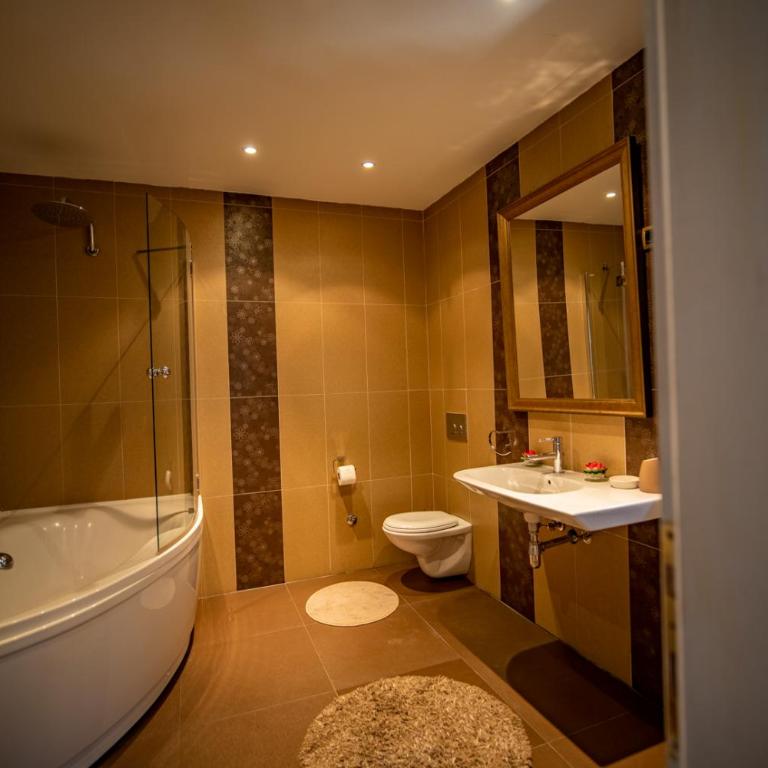 Villa Toscana with a pool - Vila - 28