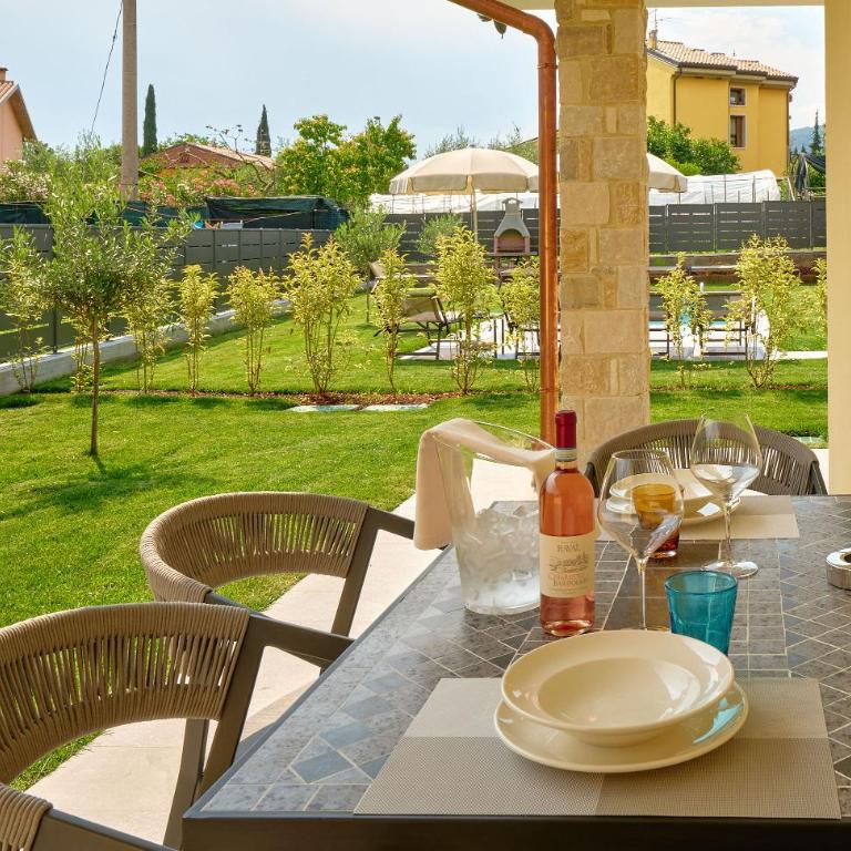 Leti Apartments Garda - Appartamento con Vista Piscina - 10