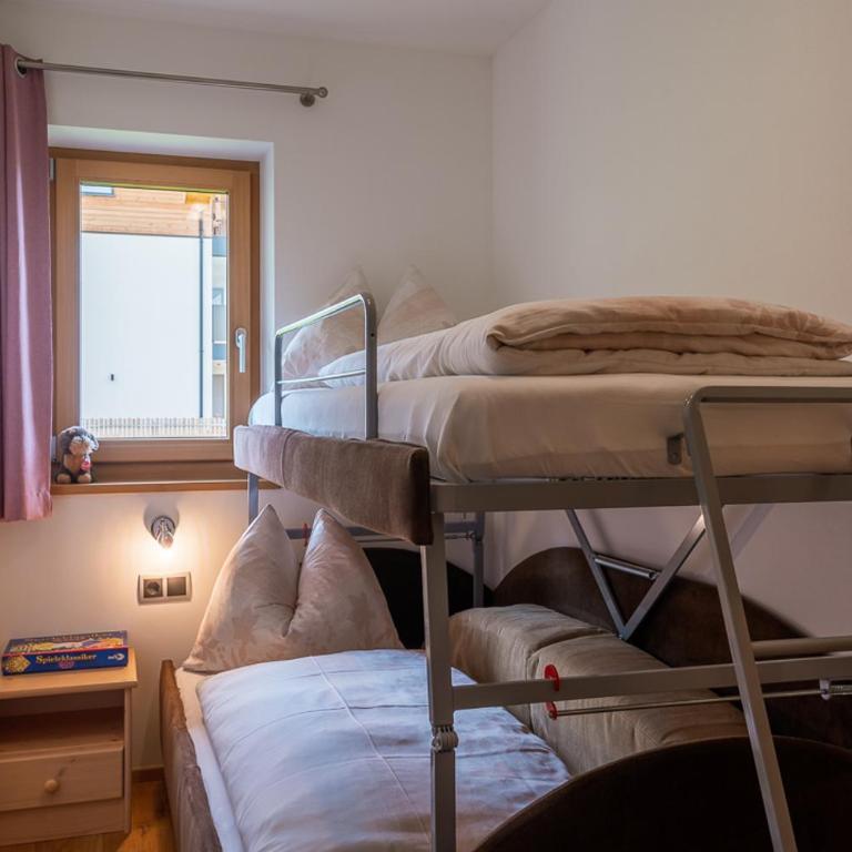Rodererhof - Three-Bedroom Apartment - 43
