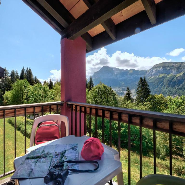 Village Club Les Tavaillons - Studio with Balcony - 11