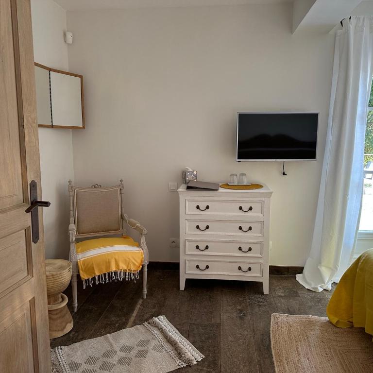 Le Clos des Sept Palmiers - Chambre double supérieure au rez-de-chaussée - 14