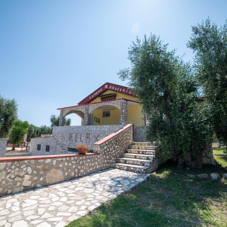 Coppola Rossa Relax - Camera King con Vista Giardino - 6