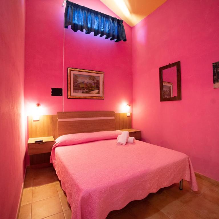 Coppola Rossa Relax - Camera Queen - 13