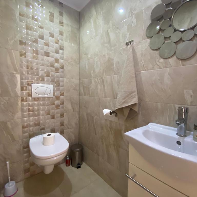 Apartment Delfin - Three-Bedroom Apartment - 16