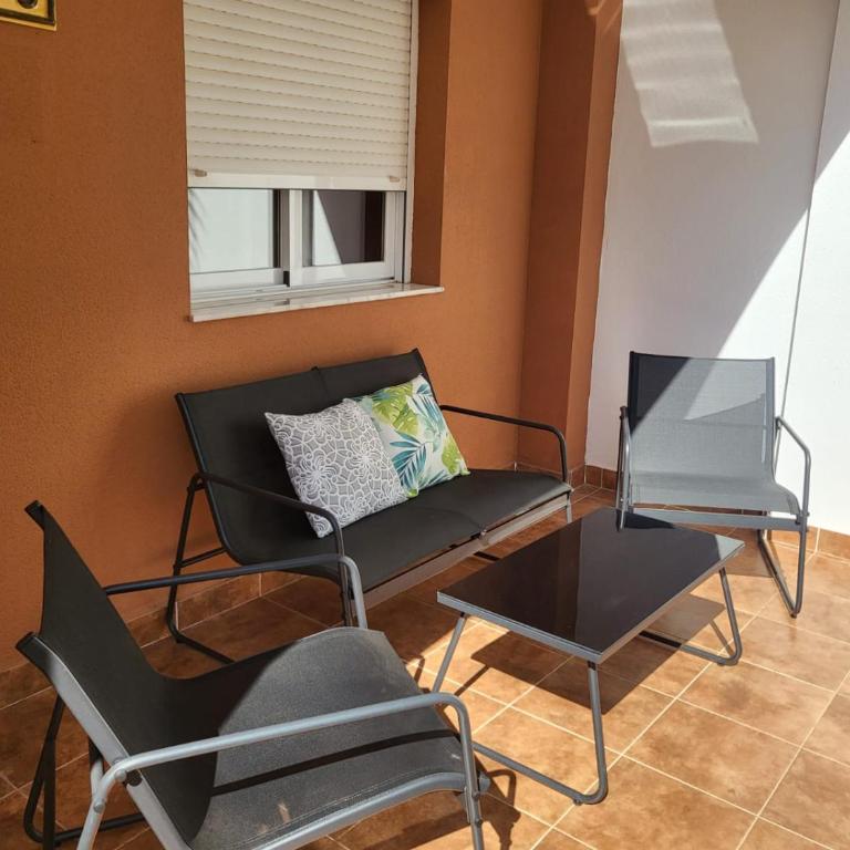 Bajo de esencia relajante con piscina privada y patio! - Apartamento de 2 dormitorios - 7