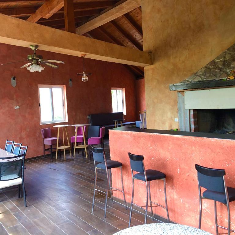 Luxury Villa with Private Pool and Jacuzzi - Villa - 23
