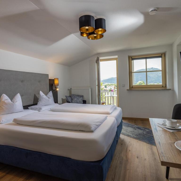 Hubertus Appartements Inzell - Apartment mit 1 Schlafzimmer - 1
