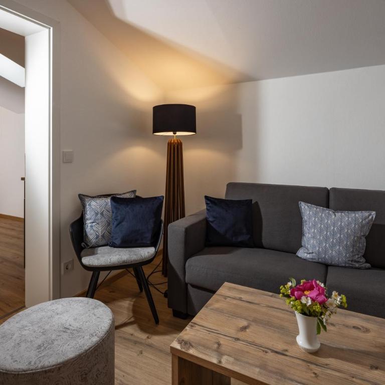 Hubertus Appartements Inzell - Apartment mit 2 Schlafzimmern - 3