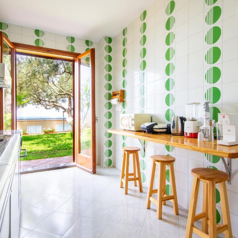 Il Giardino dei Tramonti di Ulisse - Three-Bedroom Apartment - 19