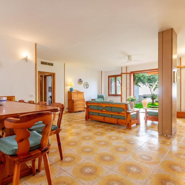 Il Giardino dei Tramonti di Ulisse - Three-Bedroom Apartment - 14