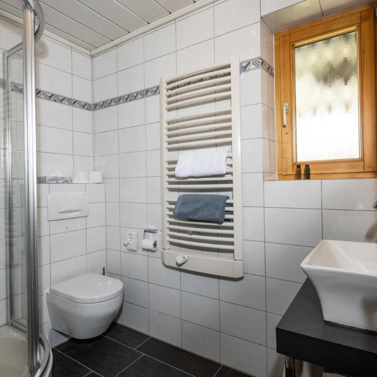 Hubertus Appartements Inzell - Apartment mit 2 Schlafzimmern - 7