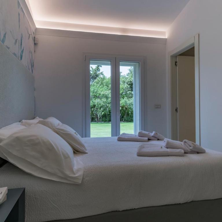 Golden Root San Teodoro - Villa con Piscina Privata - 17