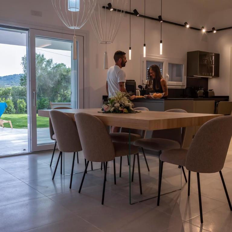 Golden Root San Teodoro - Villa con Piscina Privata - 12
