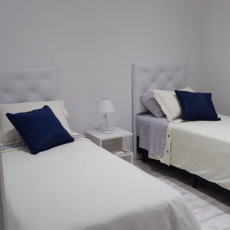 casa con pileta climatizada, tiempo para descansar, Pilar - Casa Unifamiliar de 3 dormitorios - 33