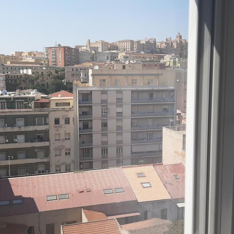 Luna Rossa Rooms - Standard Double Room with Shared Bathroom - 9