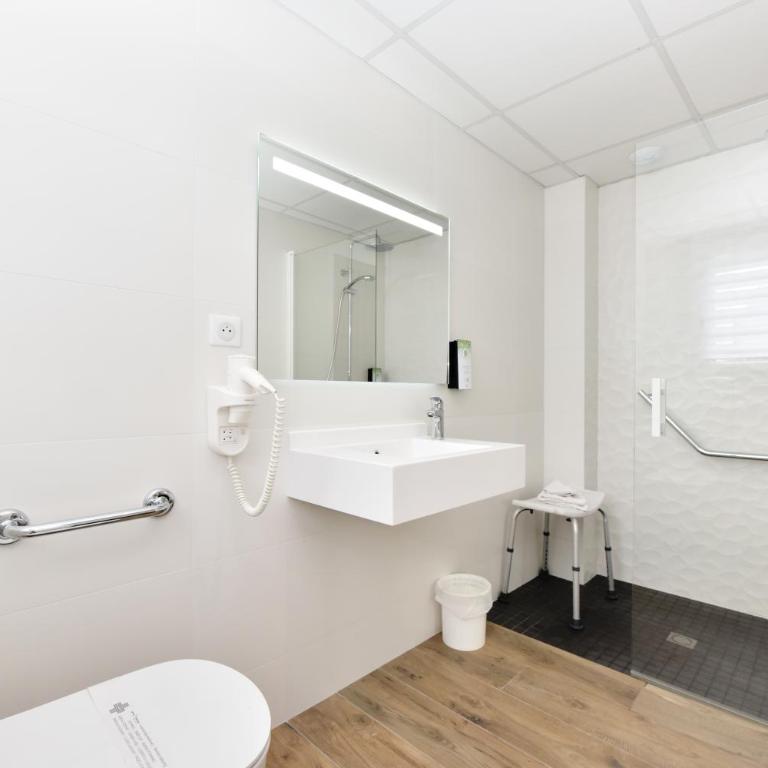 Hôtel Kyriad La Rochelle Centre Ville - Chambre Lits Jumeaux - 3
