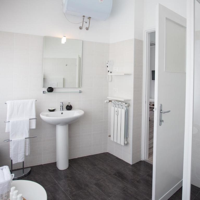 St Peter Lodge - Two-Bedroom House - 27