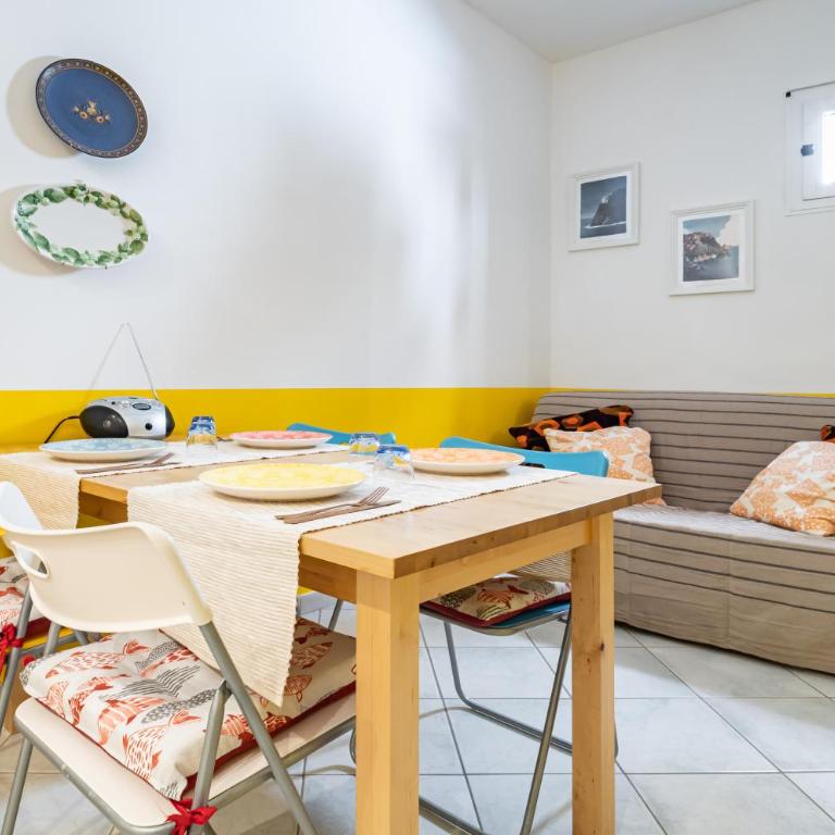 GuestHost - La Spezia Central Apartment - near the Station - One-Bedroom Apartment - 6