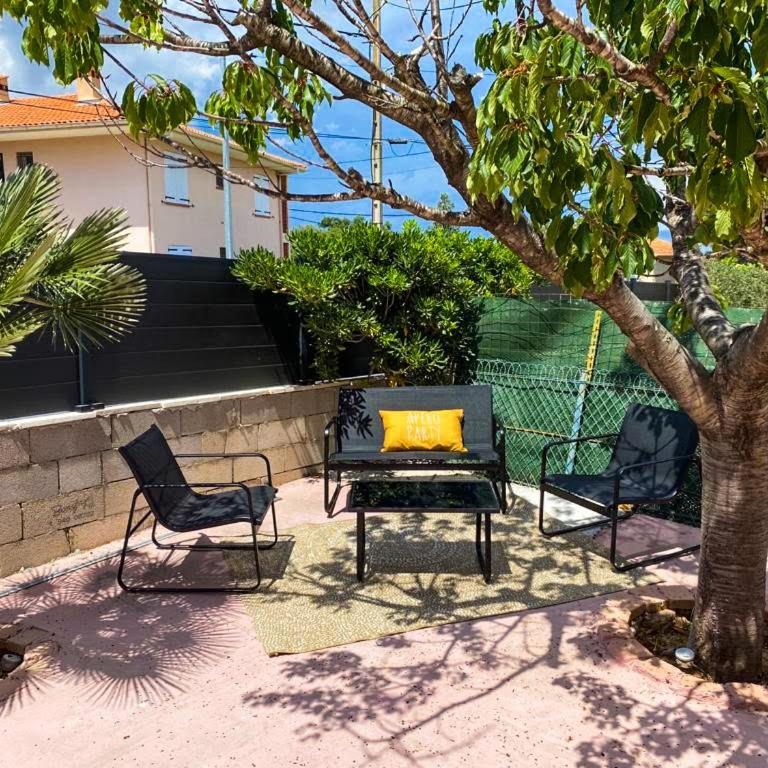 f2 4 pers 5min commerce plages - Appartement Deluxe - 4