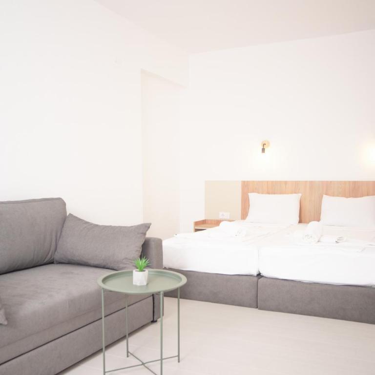 NACIONAL - Porodični Apartman Tipa "Suite" sa Balkonom - 7