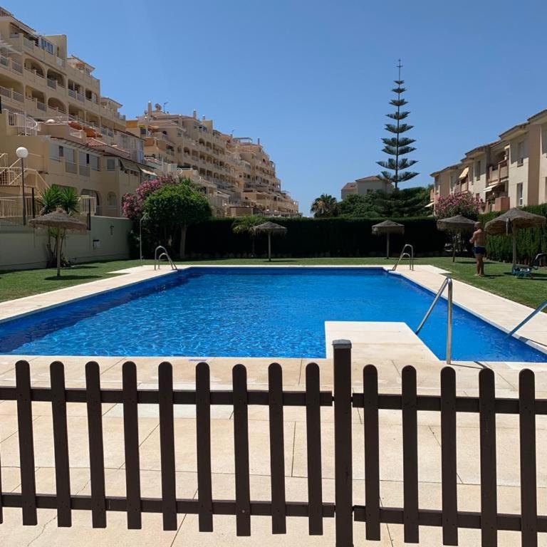 Encantador Piso con Gran Terraza - Two-Bedroom Apartment - 28