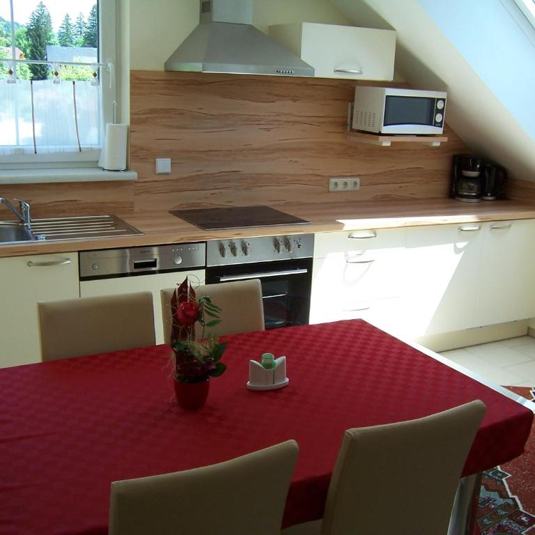 LANDHAUS JASMIN ausgezeichnet mit 4 Kristallen - FW Grimmingblick - Apartment mit Balkon - 10