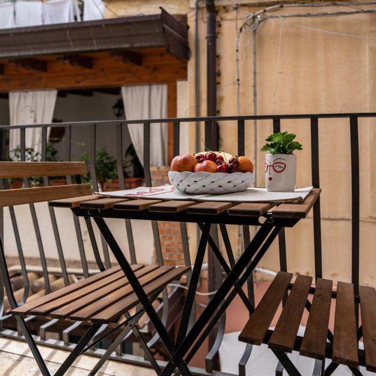 Humboldt Luxury Rooms Taormina - Deluxe Double Room with Balcony - 10
