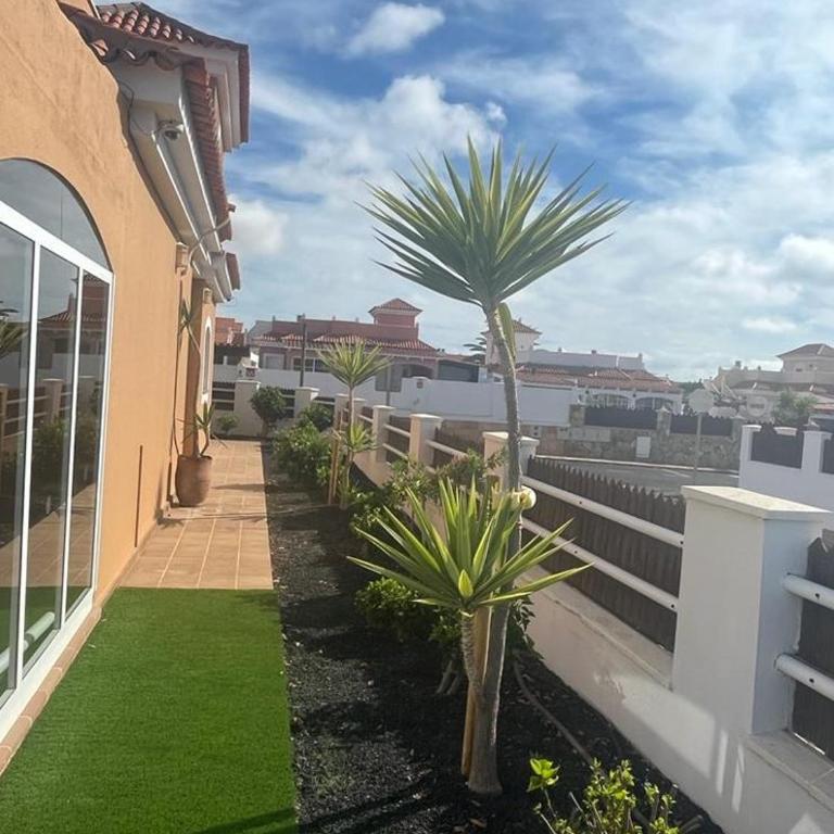 Villa La Hubara - Three-Bedroom Villa - 28