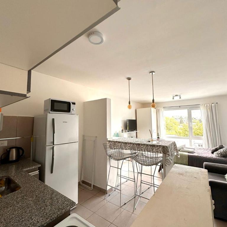 BettyStudio, cálido, centrico c/ vista a los Cerros - Apartamento de 1 dormitorio - 20