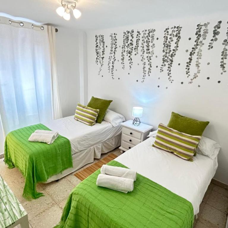 Cozy Town House With Terrace and Free Wifi - Casa de 2 dormitorios - 4