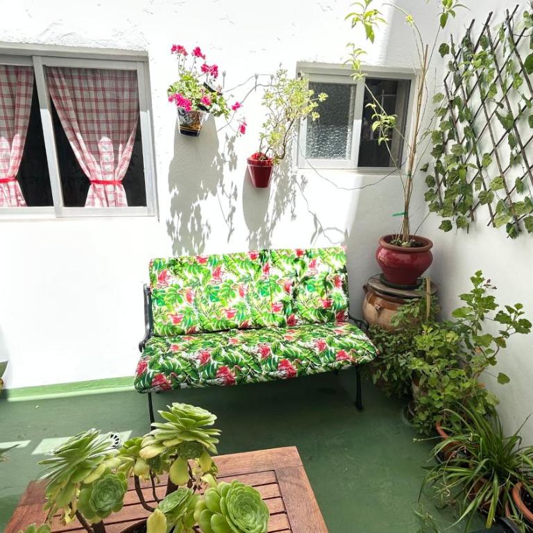 Cozy Town House With Terrace and Free Wifi - Casa de 2 dormitorios - 2