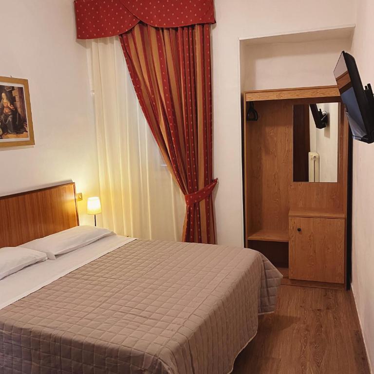 Hotel Umbria - Camera Matrimoniale/Doppia con Letti Singoli - 15
