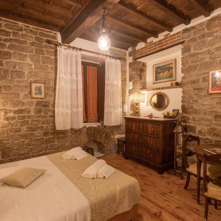 Boutique Ponte Vecchio - Appartamento con 2 Camere da Letto - 23