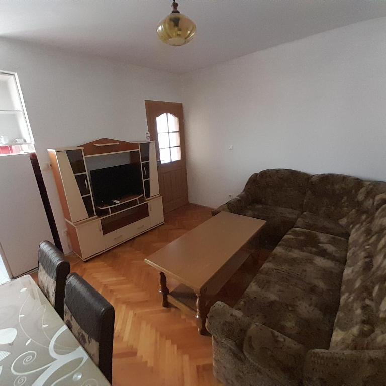VM Apartments - Two-Bedroom Apartment - 5