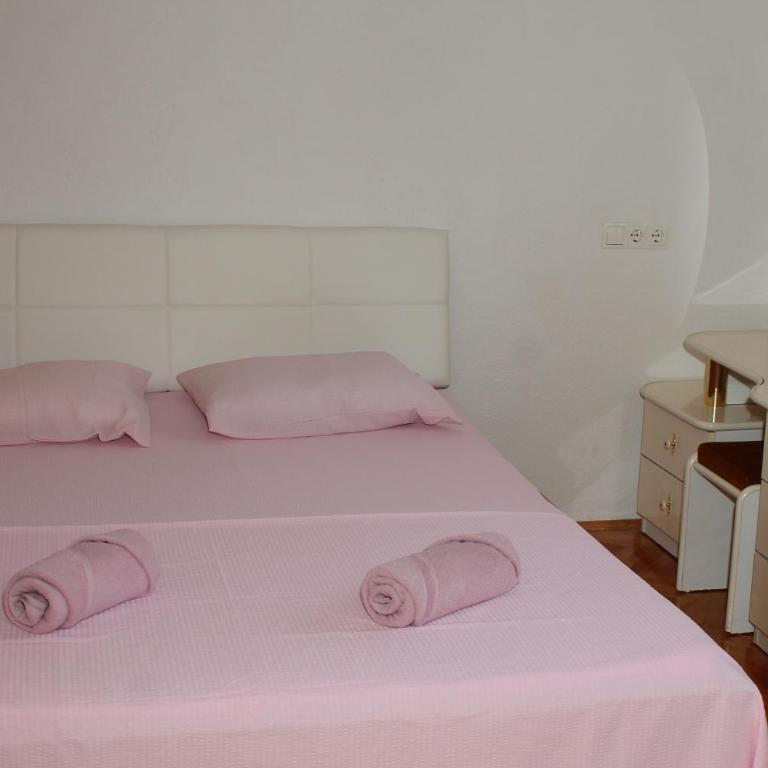 VM Apartments - Two-Bedroom Apartment - 17