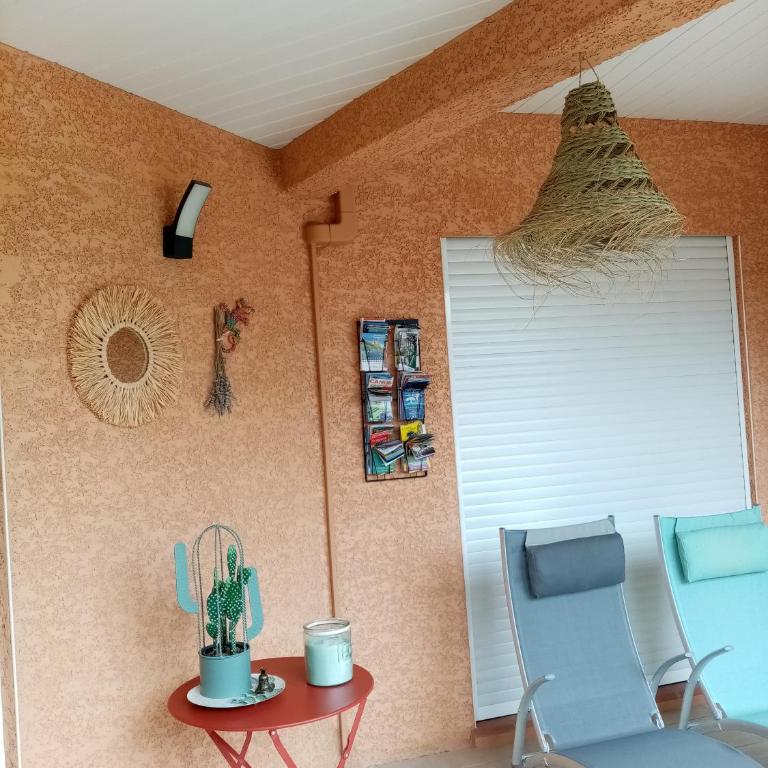 2 Chambres avec piscine et spa au calme, mer à proximité. - Chambre Double - Vue sur Piscine - 8