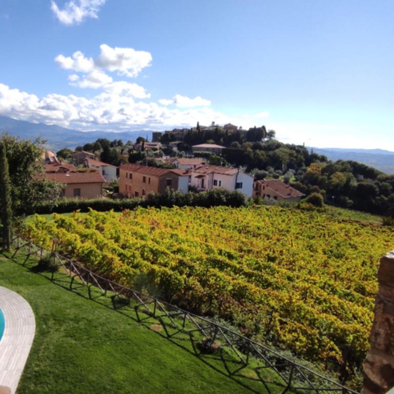 Castel Brunello - Suite mit Terrasse - 1