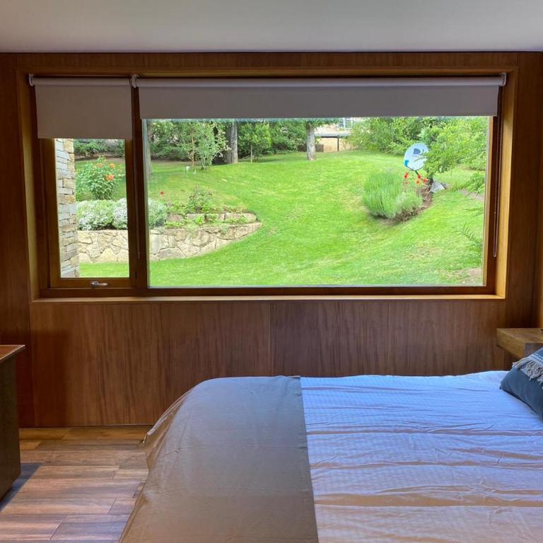 Casa Moderna con pileta - Casa de 4 dormitorios - 77