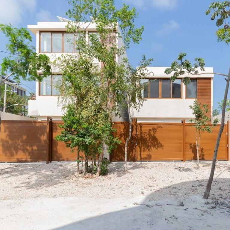 Stunning & brand new villa 6 pax - Three-Bedroom Villa - 1