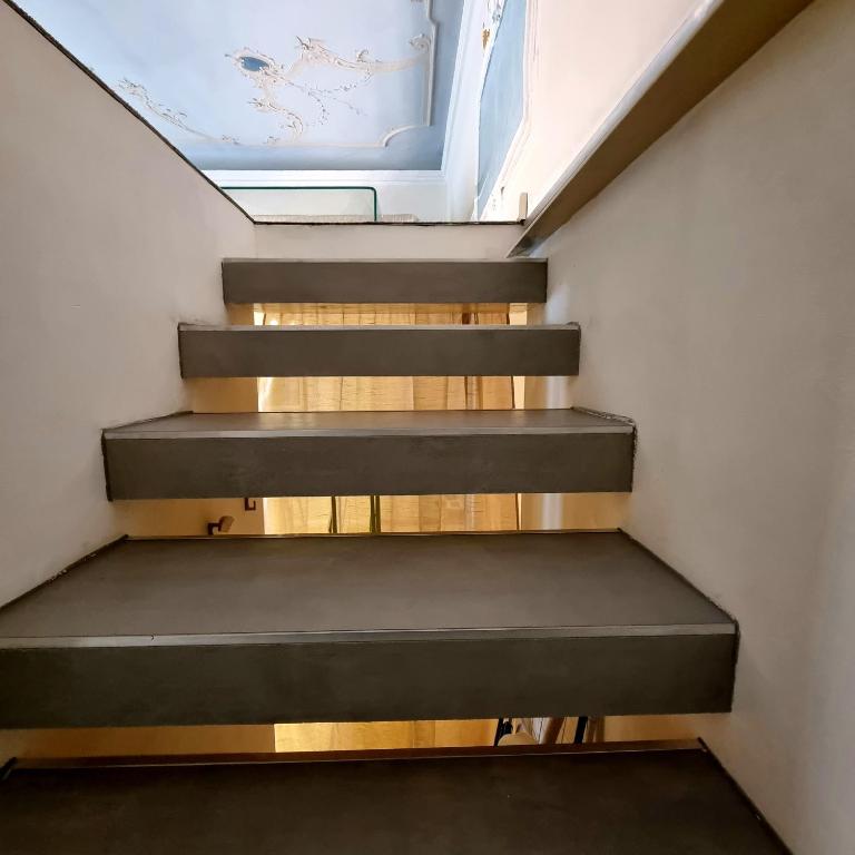 1Dest - Living The Dream - Loft - 23