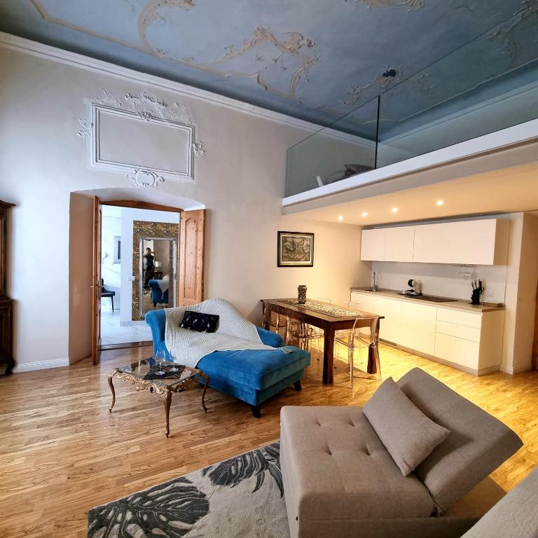 1Dest - Living The Dream - Loft - 15