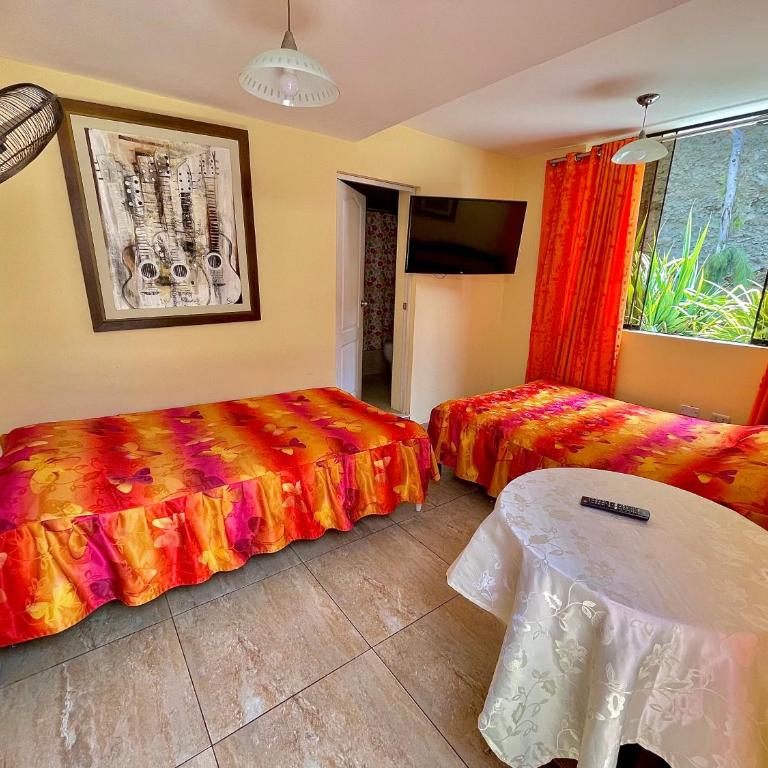 HUANCHACO GARDENS - Double Room with Two Double Beds - 8