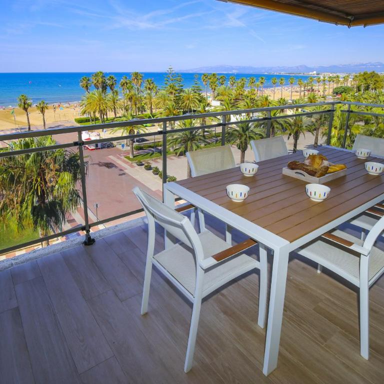 Tous 3 ONLY FAMILIES Planetcostadorada - Apartment with Sea View - 3