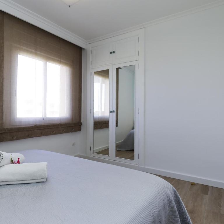 Tous 3 ONLY FAMILIES Planetcostadorada - Apartment with Sea View - 34