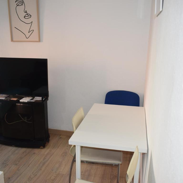Vialia Apartments - Two-Bedroom Apartment - 57