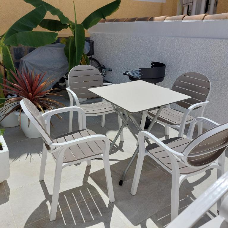 Casa Angelina - Three-Bedroom Vacation Home - 11