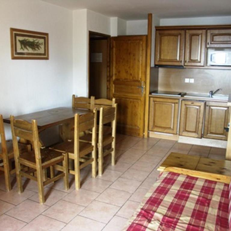 Appartement cosy 2 pièces, parking et animaux acceptés, proche pistes - FR-1-636-225 - Apartment - 1