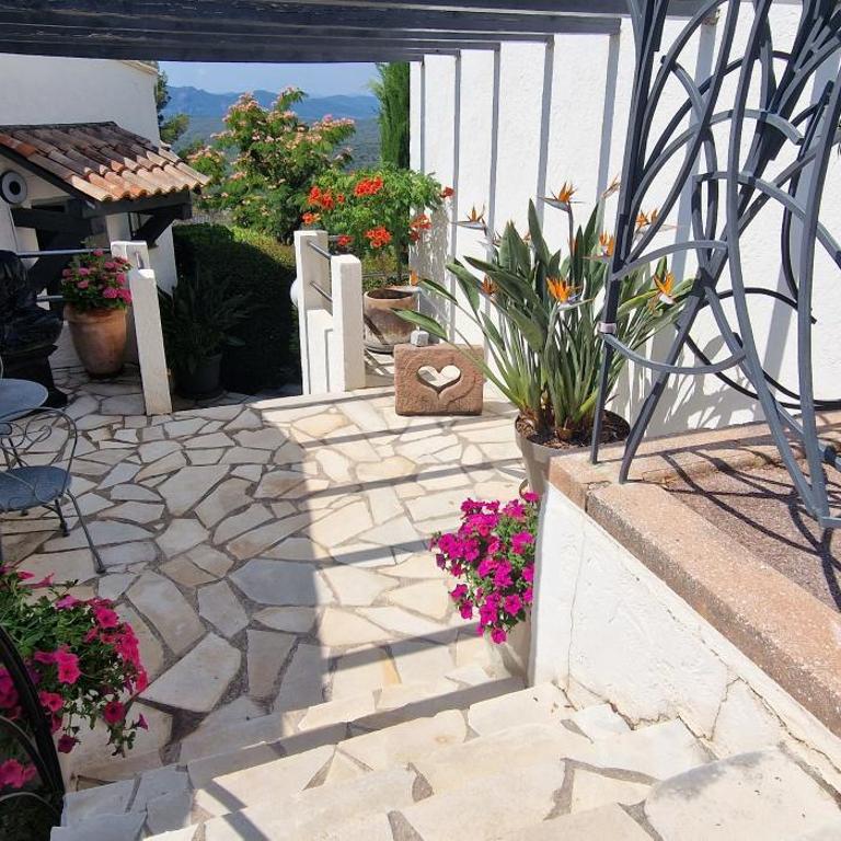 Corniche du Paradis - Suite Lit Queen-Size - 9