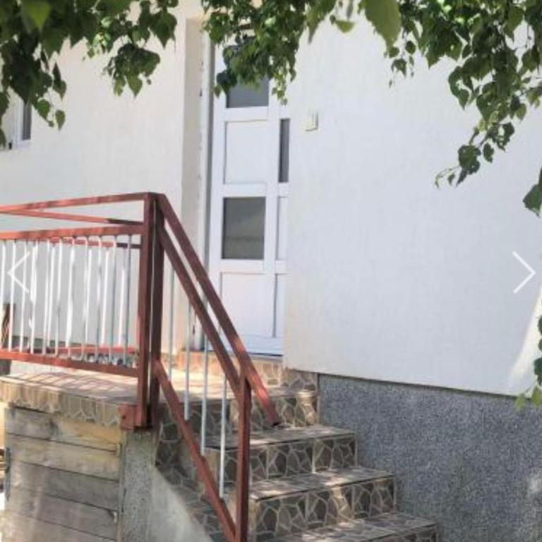Apartment Žugić - Vikendica sa Tri Spavaće Sobe - 4