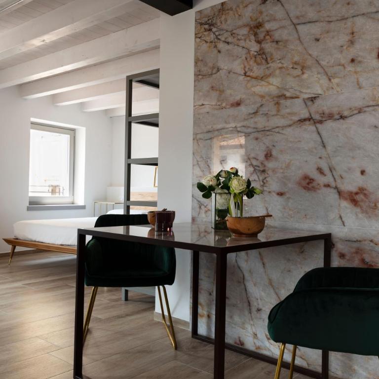 Absentia 1763 Garda Boutique Home - Lake front - Appartamento con Vista Lago - 4